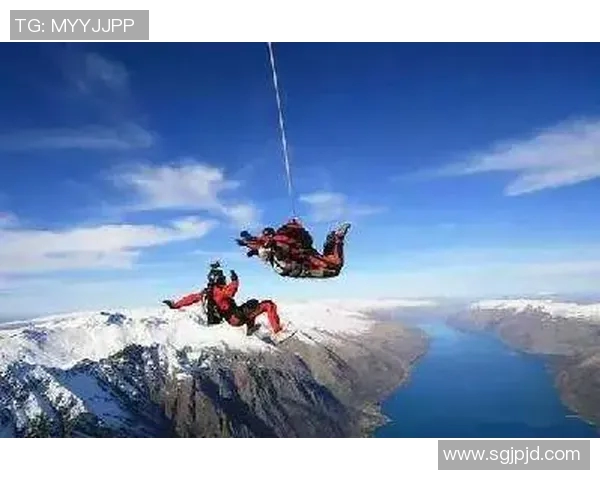 重庆极限运动队在世界攀岩锦标赛中以60分领跑积分榜展现强劲实力